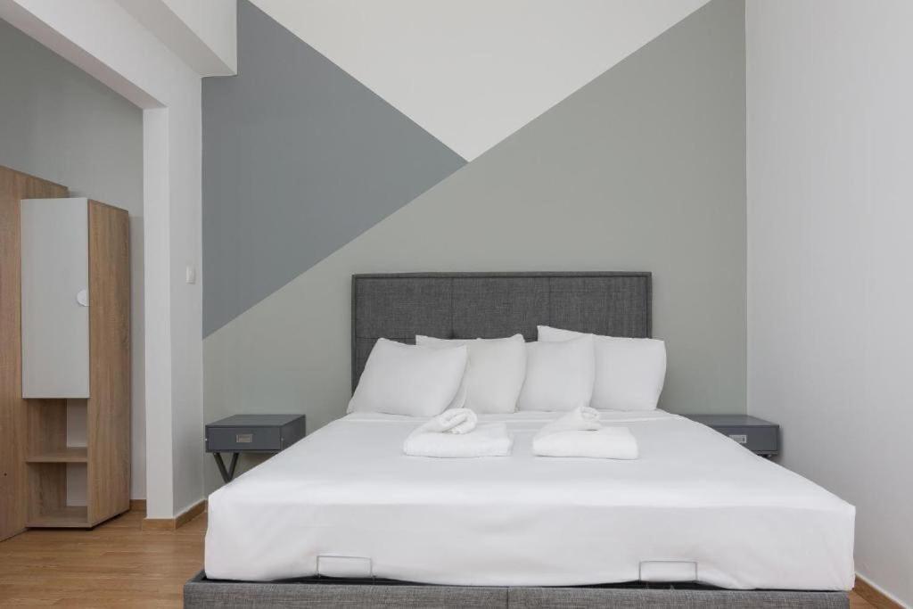 Fully Renovated 1 Bedroom Condo Αθήνα Εξωτερικό φωτογραφία