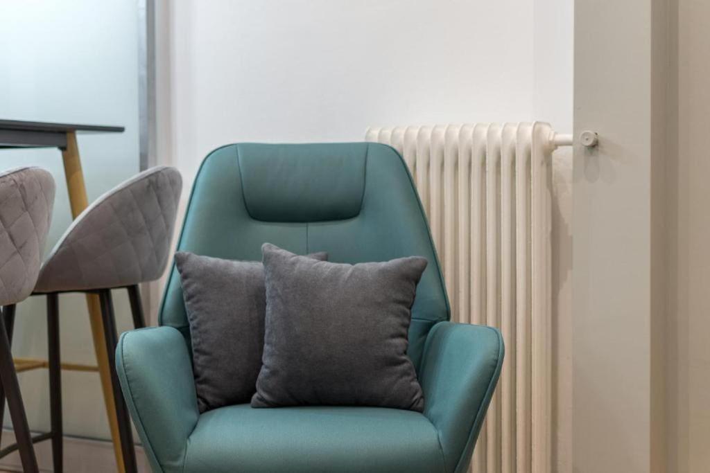 Fully Renovated 1 Bedroom Condo Αθήνα Εξωτερικό φωτογραφία